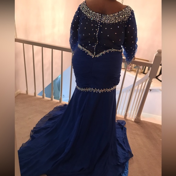 Custom Made 20/22 Plus Size Rhinestones Sequin Mesh Formal Gown with Train - Picture 3 of 5